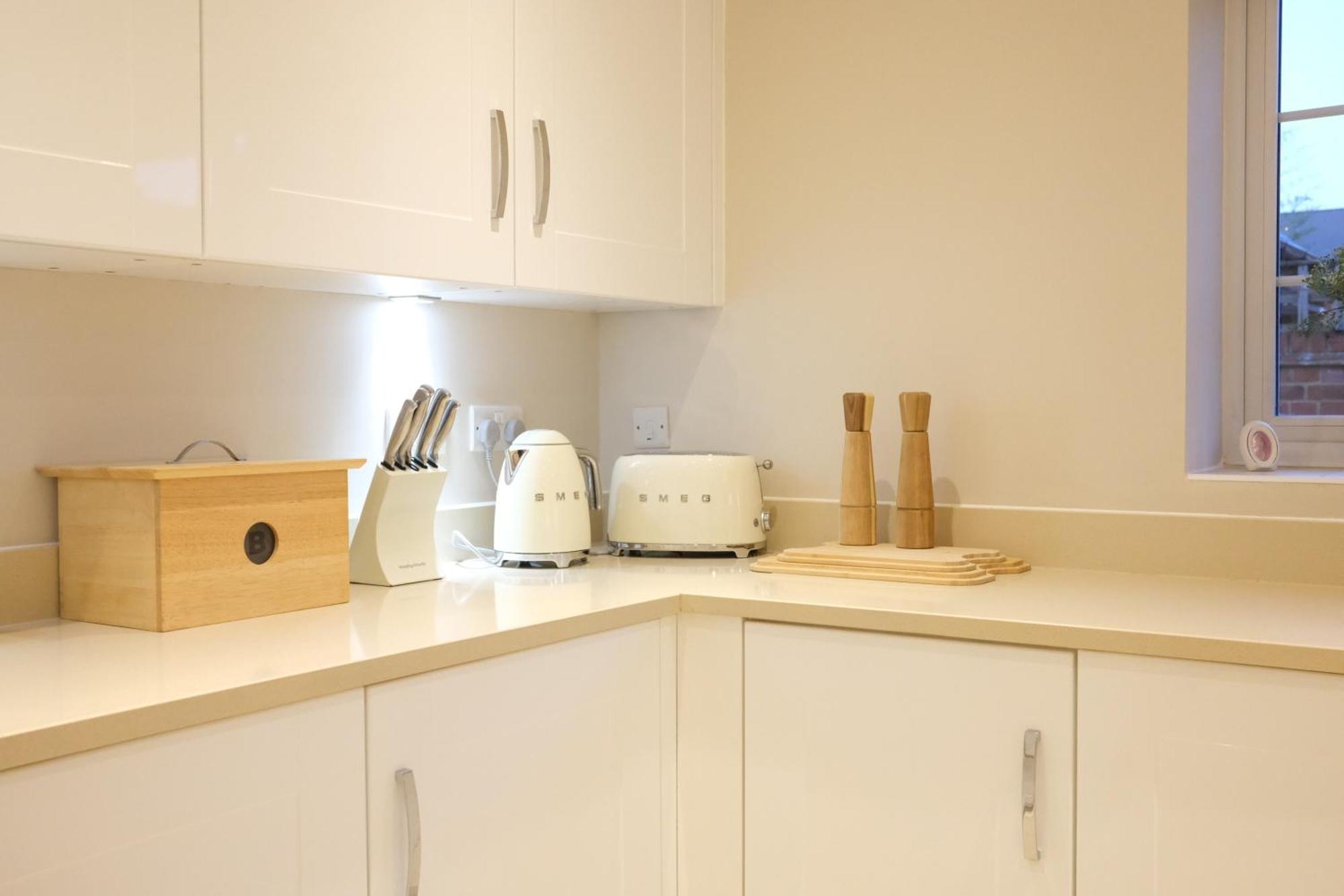 Luxury 6-Bedroom House 5 Minutes From Bicester Village Shopping Outlet Chesterton  Exterior foto